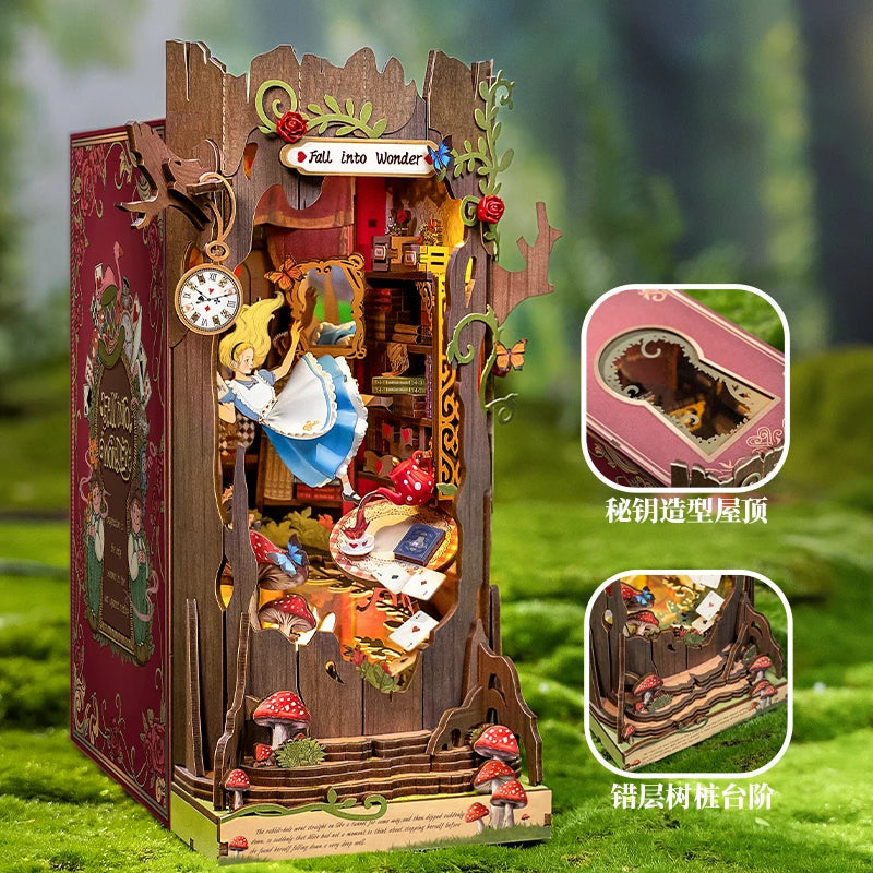 Book Nook - Alice nel paese delle meraviglie