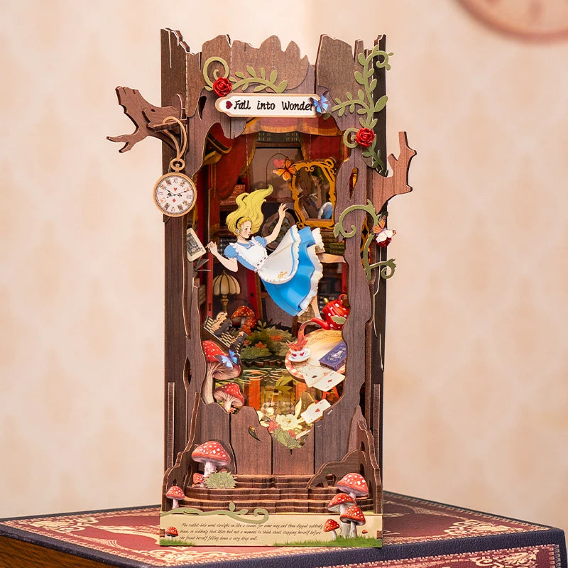 Book Nook - Alice nel paese delle meraviglie